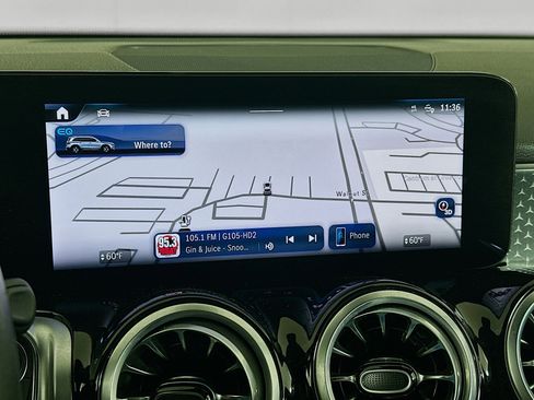 Used 2024 Mercedes-Benz EQB 250+ image 22