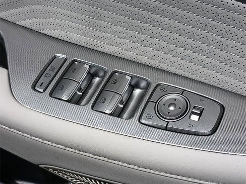 Used 2024 Hyundai Palisade Calligraphy image 21