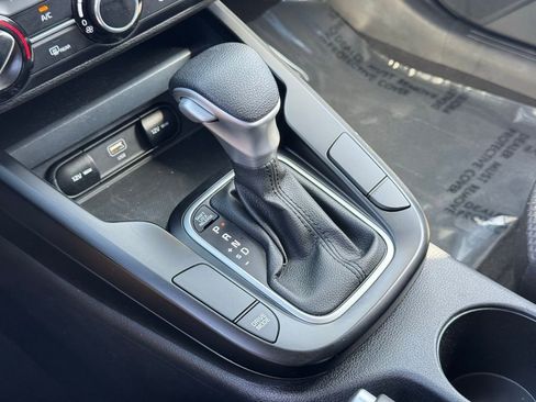 Used 2024 Kia Soul LX w/ Option Group 015 image 33