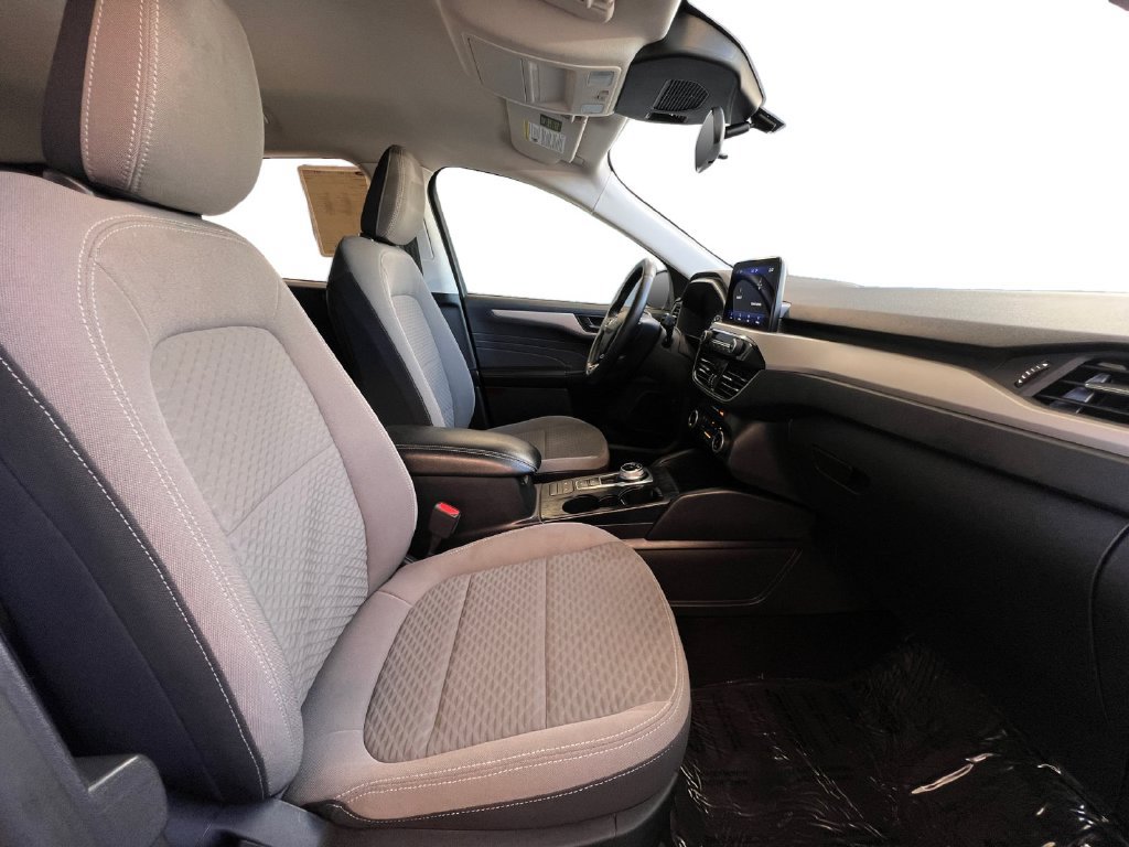 Used 2022 Ford Escape SE w/ Convenience Package FWD image 24