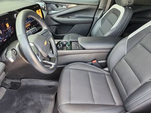 Used 2024 Chevrolet Blazer EV LT AWD/4WD image 4