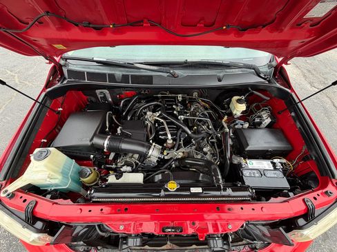 Used 2010 Toyota Tundra 2WD CrewMax image 22