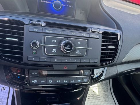 Used 2017 Honda Accord Sport Special Edition image 17