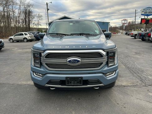 Used 2023 Ford F150 Limited image 2