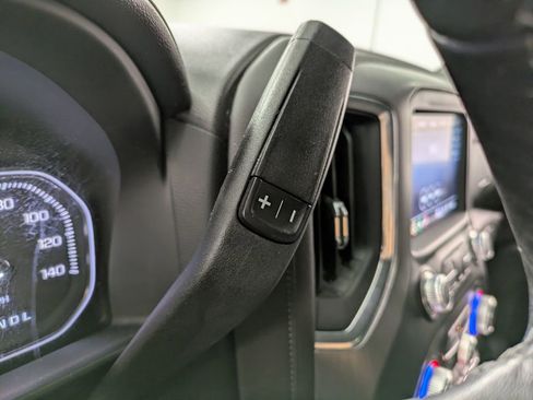 Used 2023 GMC Sierra 2500 Denali w/ Denali Ultimate Package image 19