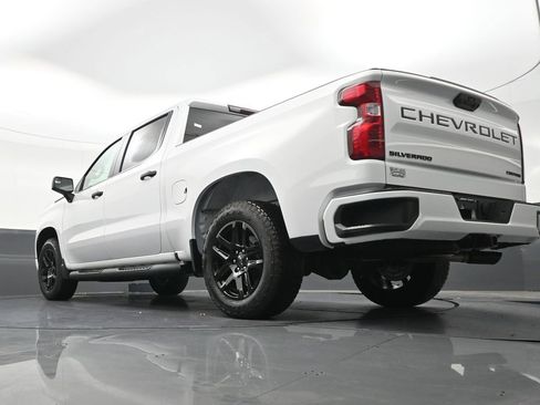Used 2026 Chevrolet Silverado 1500 Custom w/ Turbomax Blackout Package RWD image 25
