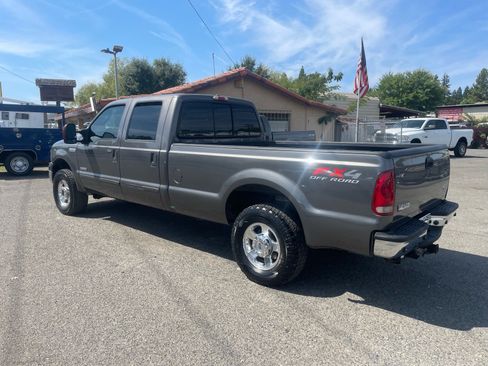 Used 2005 Ford F250 Lariat AWD/4WD image 3
