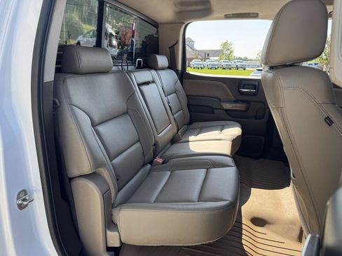 Used 2018 GMC Sierra 1500 SLT AWD/4WD image 13