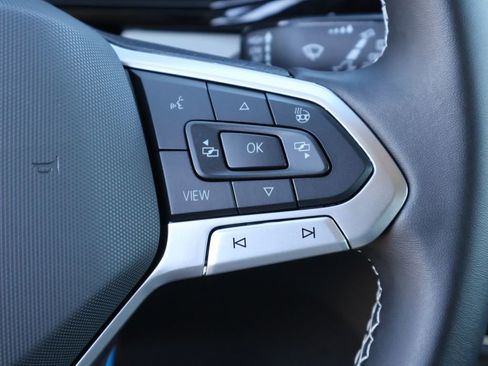 New 2026 Volkswagen Taos S image 32