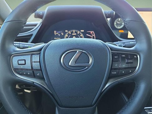 Used 2023 Lexus ES 350 w/ Premium Package image 24
