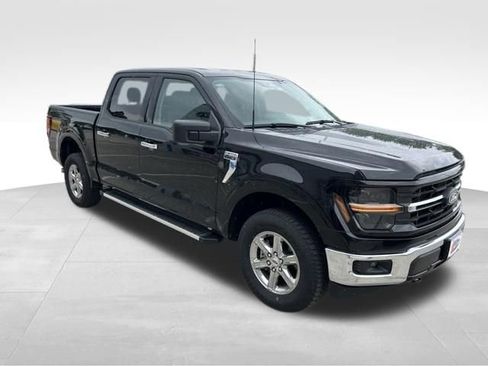 Used 2025 Ford F150 XLT w/ Equipment Group 301A Standard AWD/4WD image 6