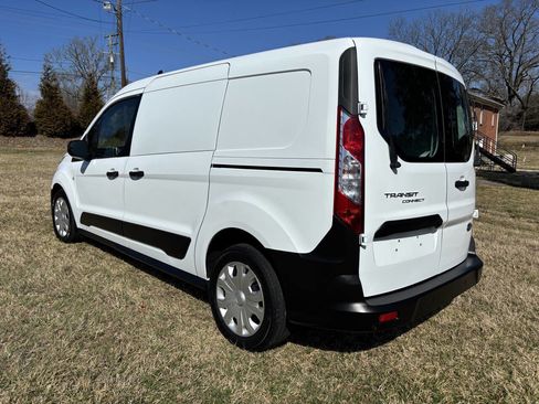 Used 2019 Ford Transit Connect XL image 2
