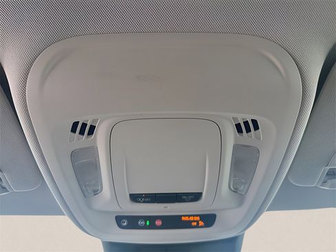 Used 2025 Buick Envision Sport Touring image 26