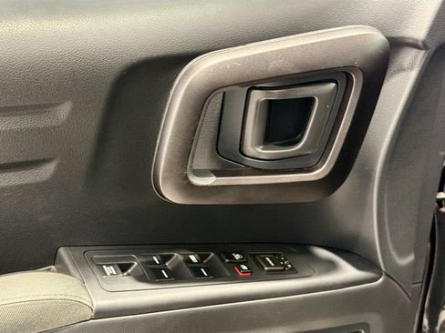 Used 2014 Honda Ridgeline Sport image 13