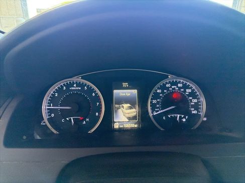 Used 2017 Toyota Camry LE FWD image 7