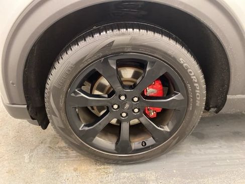 Used 2020 Ford Explorer ST w/ ST Street Pack AWD/4WD image 31