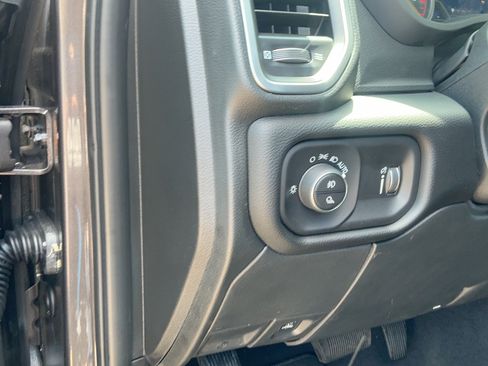 New 2026 RAM 2500 Big Horn AWD/4WD image 21