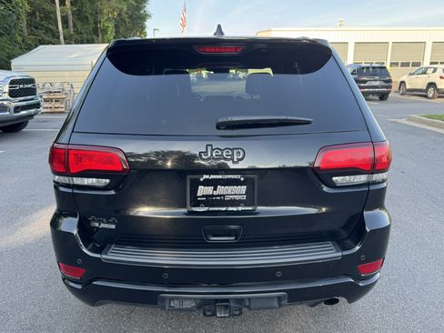 Used 2021 Jeep Grand Cherokee Laredo X AWD/4WD image 6