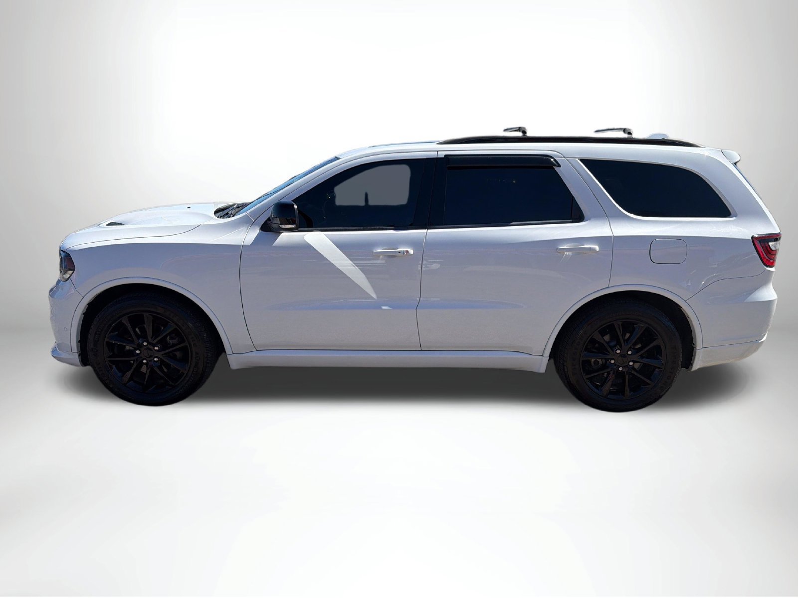 Used 2018 Dodge Durango R/T w/ Technology Group AWD/4WD image 3