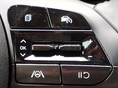 New 2025 Hyundai Elantra Sport w/ Cargo Package image 46