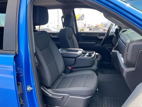 Used 2025 Chevrolet Silverado 1500 LT image 7