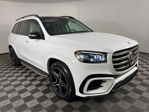 Certified 2024 Mercedes-Benz GLS 450 4MATIC image 24