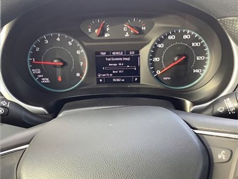 Used 2024 Chevrolet Malibu LT image 11