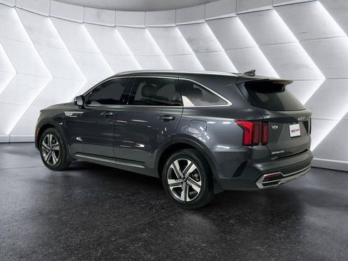 Used 2023 Kia Sorento EX image 6