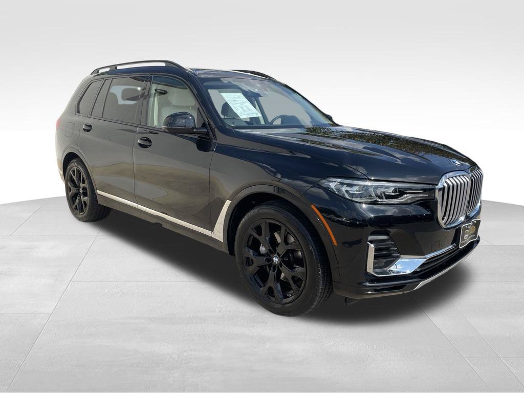 Used 2022 BMW X7 xDrive40i w/ Parking Assistance Package AWD/4WD image 3