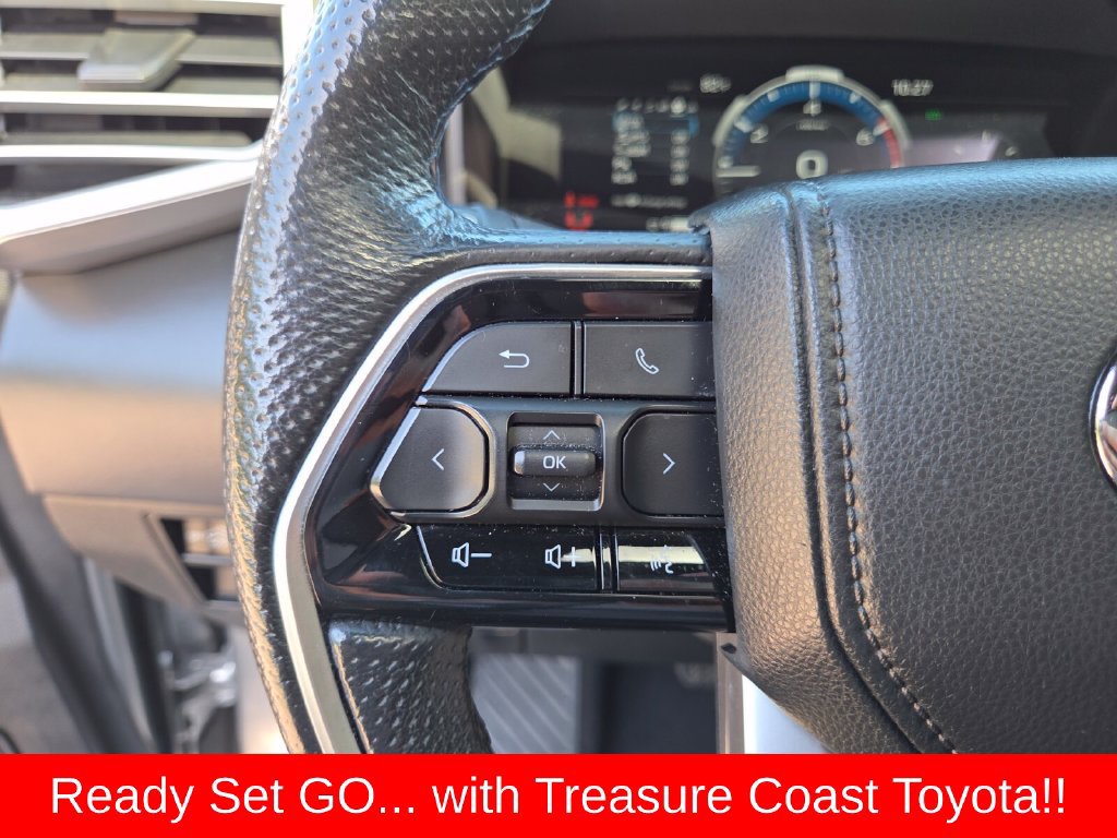 Used 2022 Toyota Tundra Platinum RWD image 30