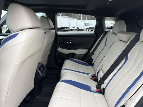 Certified 2025 Acura ADX A-Spec image 31