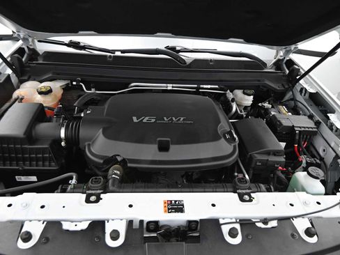 Used 2022 Chevrolet Colorado LT w/ LT Convenience Package image 23