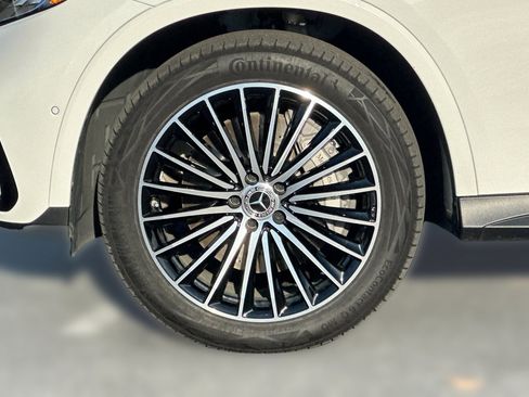 Certified 2024 Mercedes-Benz GLC 300 4MATIC image 12