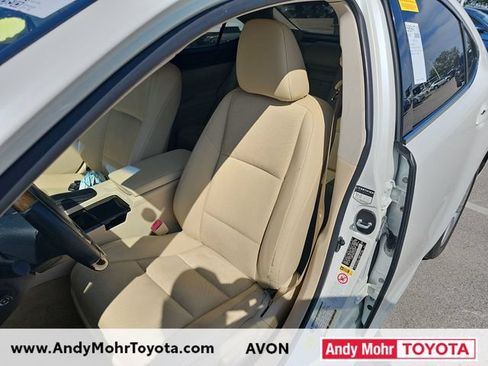 Used 2014 Lexus ES 350 w/ Premium Package FWD image 10