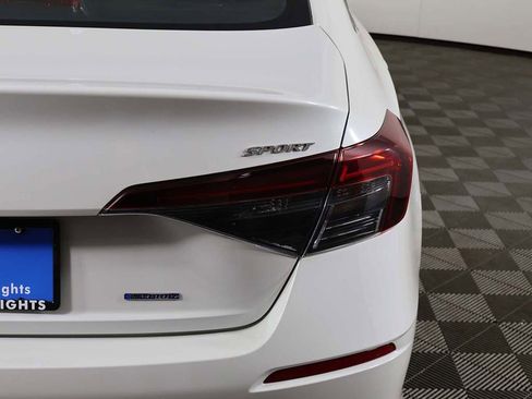 Used 2025 Honda Civic Sport image 11