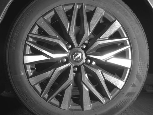 Used 2025 Nissan Altima 2.5 SV image 14