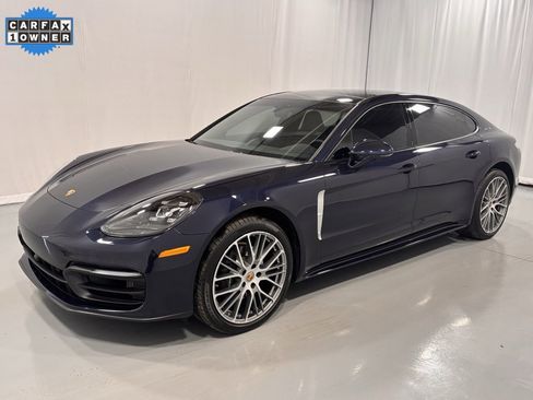 Used 2022 Porsche Panamera 4 Executive image 1