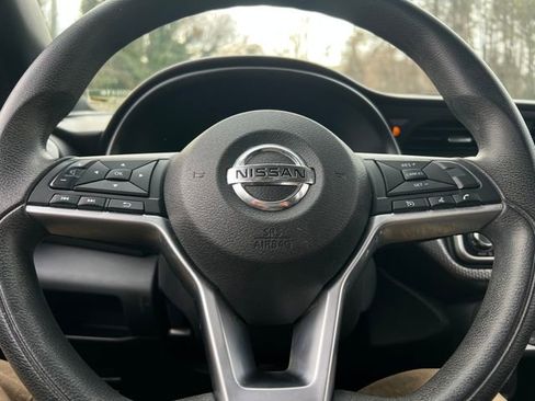 Used 2018 Nissan Kicks SV w/ Exterior Package image 19