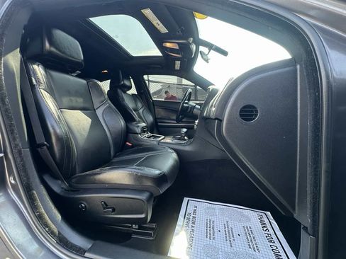 Used 2019 Dodge Charger SXT w/ Leather Interior Group RWD image 27