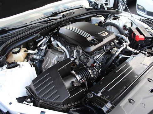 Used 2020 Cadillac CT5 Luxury RWD image 31