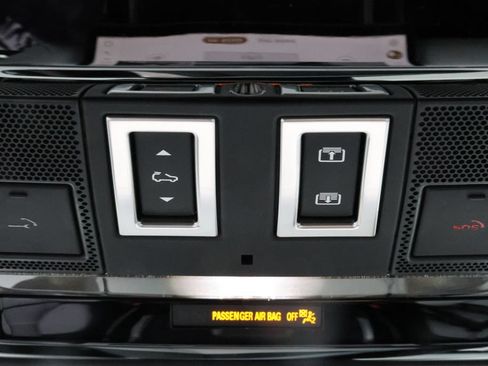 Used 2026 Land Rover Range Rover Velar Dynamic SE AWD/4WD image 31