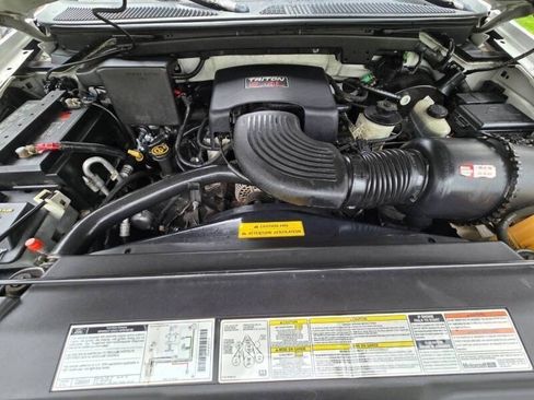 Used 1997 Ford Expedition XLT AWD/4WD image 23