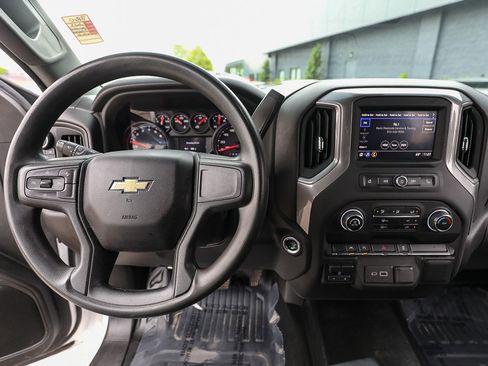 Used 2023 Chevrolet Silverado 1500 W/T w/ WT Value Package AWD/4WD image 13
