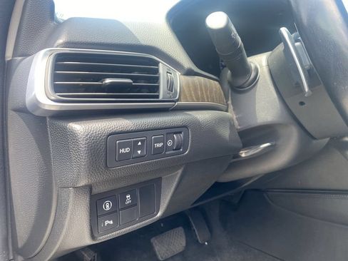 Used 2021 Honda Accord Touring image 18