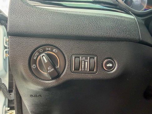 Used 2021 Chrysler 300 S RWD image 15