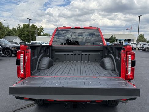 New 2026 Ford F250 Lariat w/ Black Appearance Package image 24