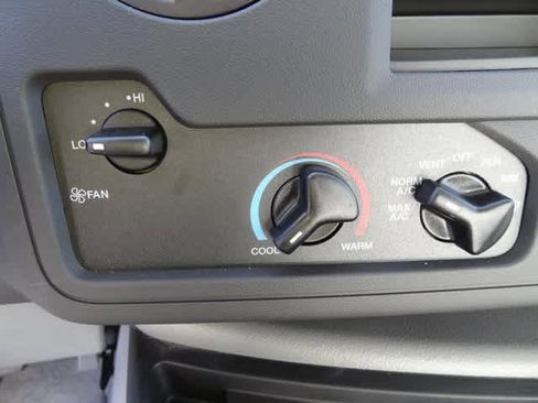 New 2024 Ford E-450 and Econoline 450 Super Duty image 19