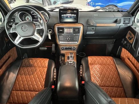 Used 2017 Mercedes-Benz G 63 AMG 4MATIC image 2