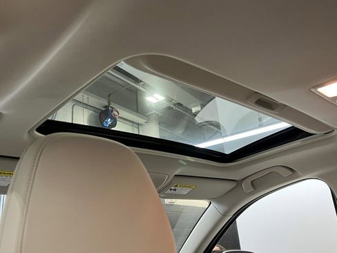 Used 2023 MAZDA CX-5 AWD 2.5 S w/ Preferred Package image 4