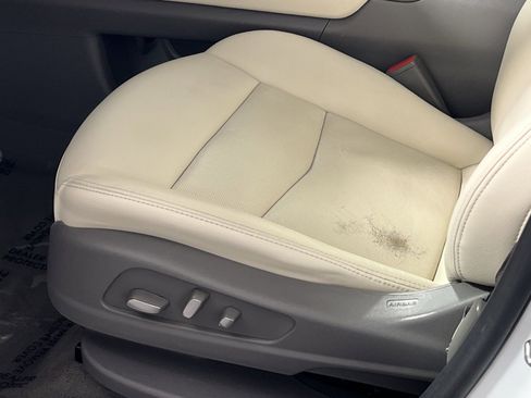 Used 2022 Cadillac XT5 Premium Luxury image 14